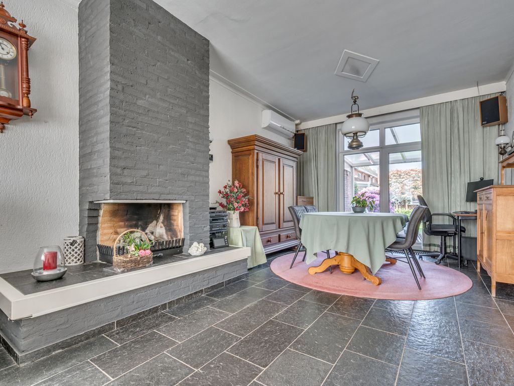 Manresastraat 35, VENLO