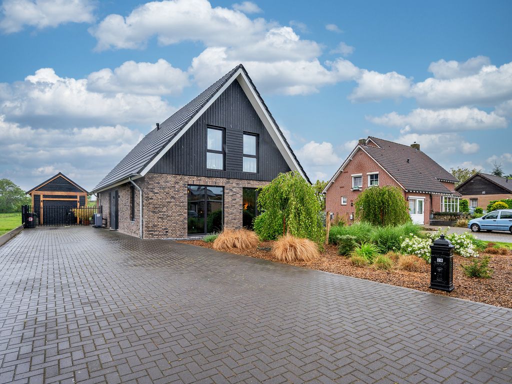 Huiskampweg 24, Venlo