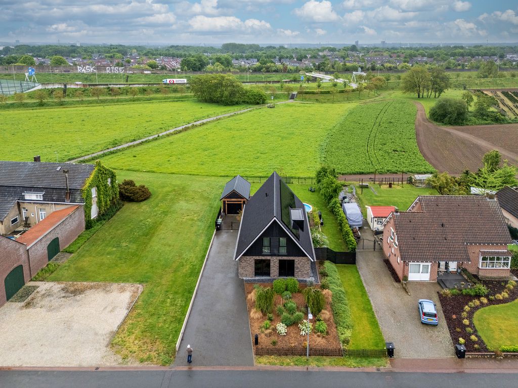 Huiskampweg 24, Venlo