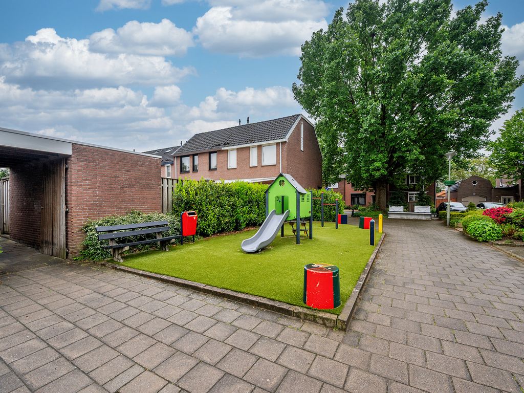 Breukenhof 30, TEGELEN