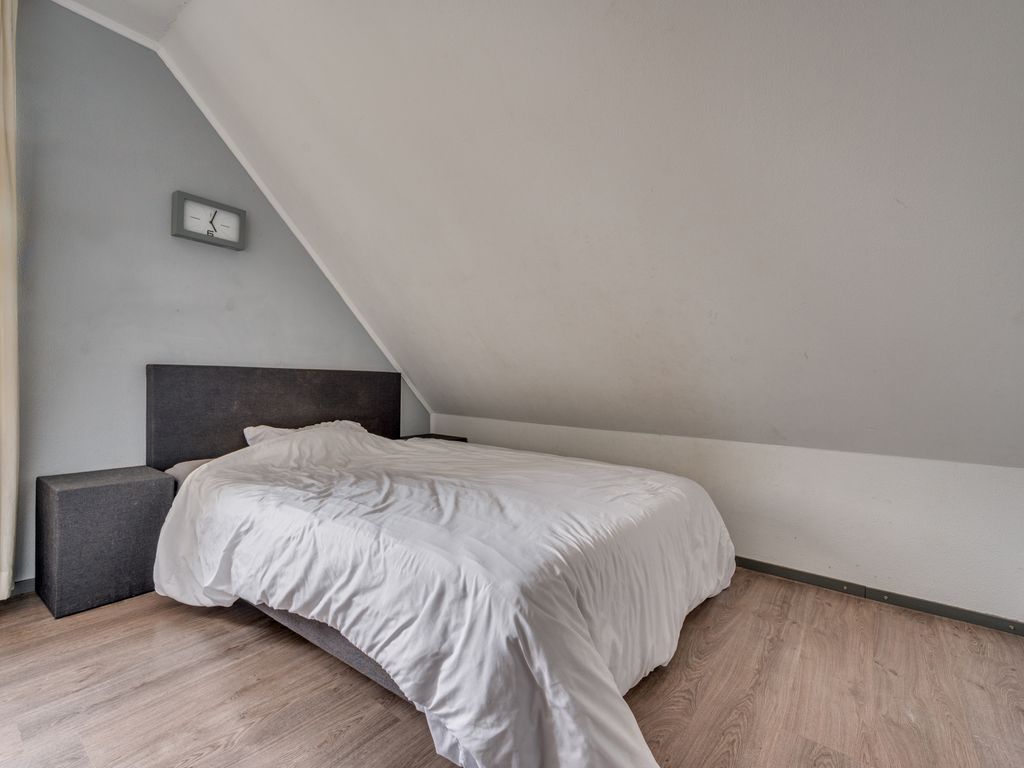 Sint Lambertusweg 30a, REUVER