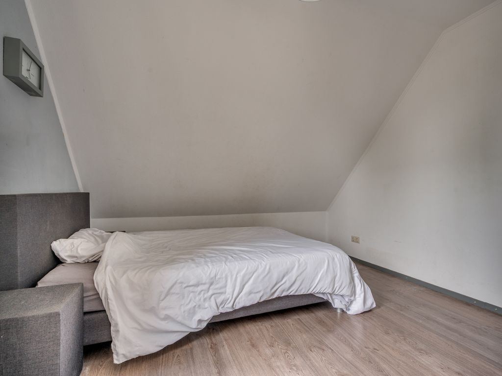 Sint Lambertusweg 30a, REUVER