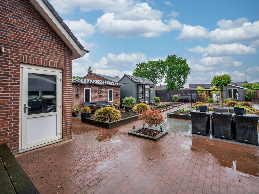 Sint Lambertusweg 30a, REUVER