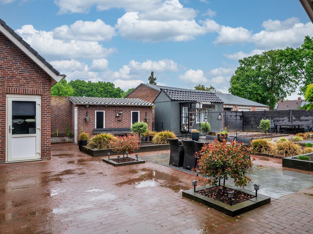 Sint Lambertusweg 30a, REUVER