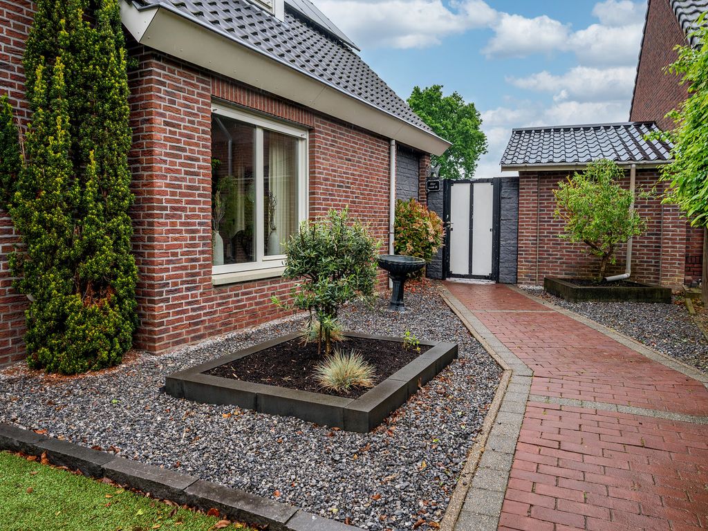 Sint Lambertusweg 30a, REUVER