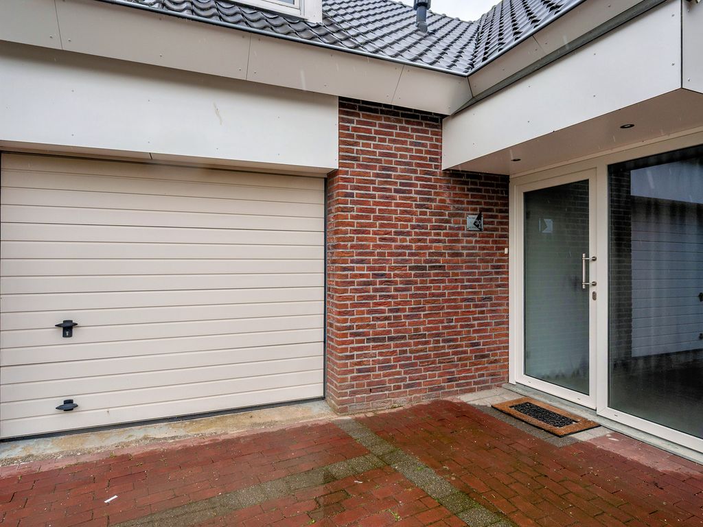 Sint Lambertusweg 30a, REUVER