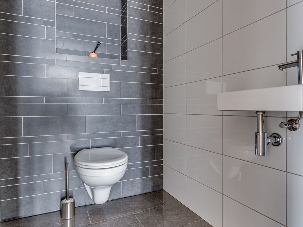 Rijksweg 94, VELDEN