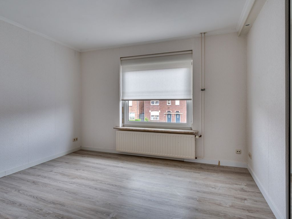 Rijksweg 94, VELDEN
