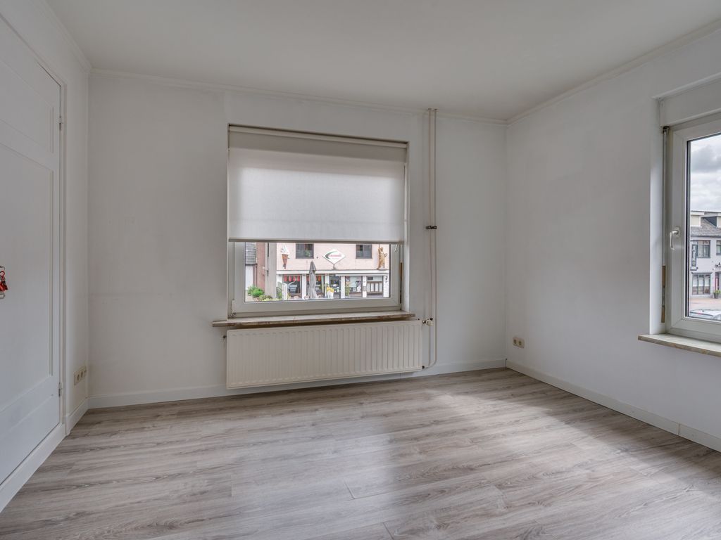 Rijksweg 94, VELDEN