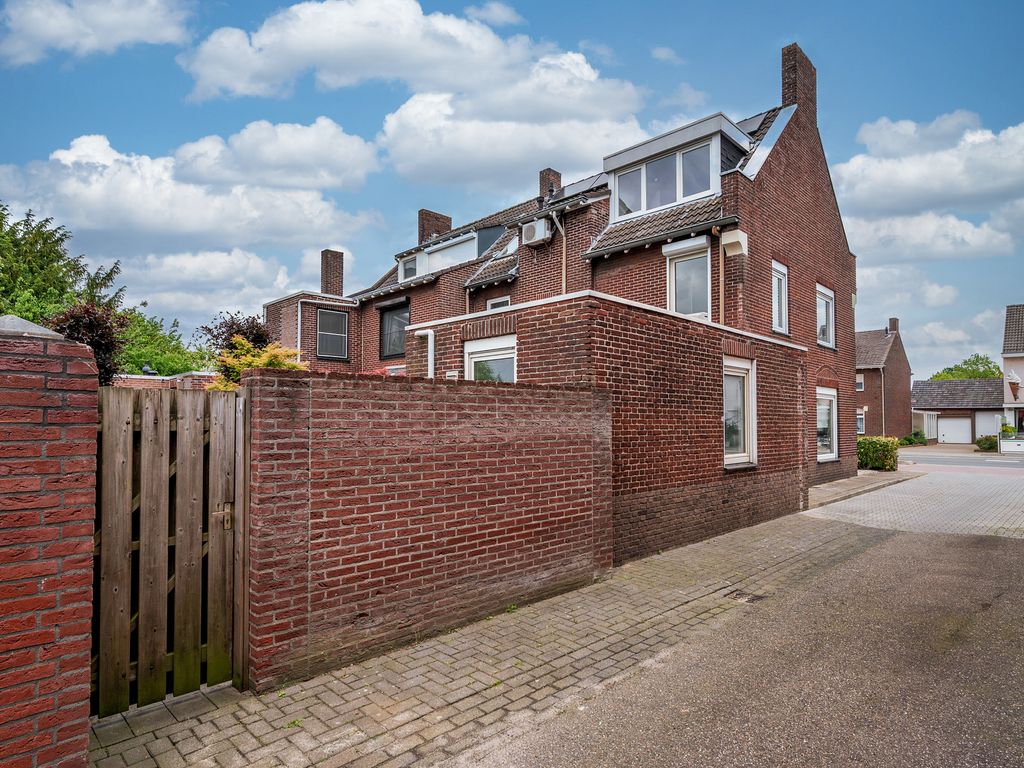 Rijksweg 94, VELDEN