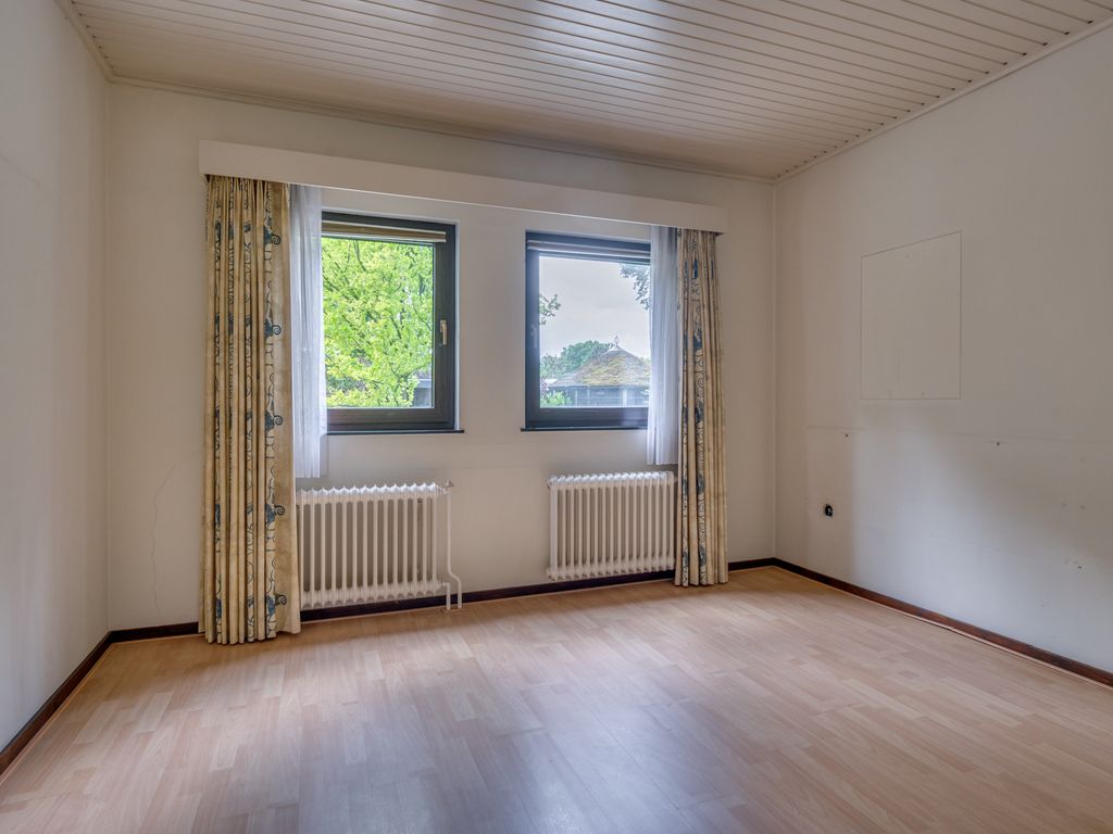 Merellaan 8, GRUBBENVORST