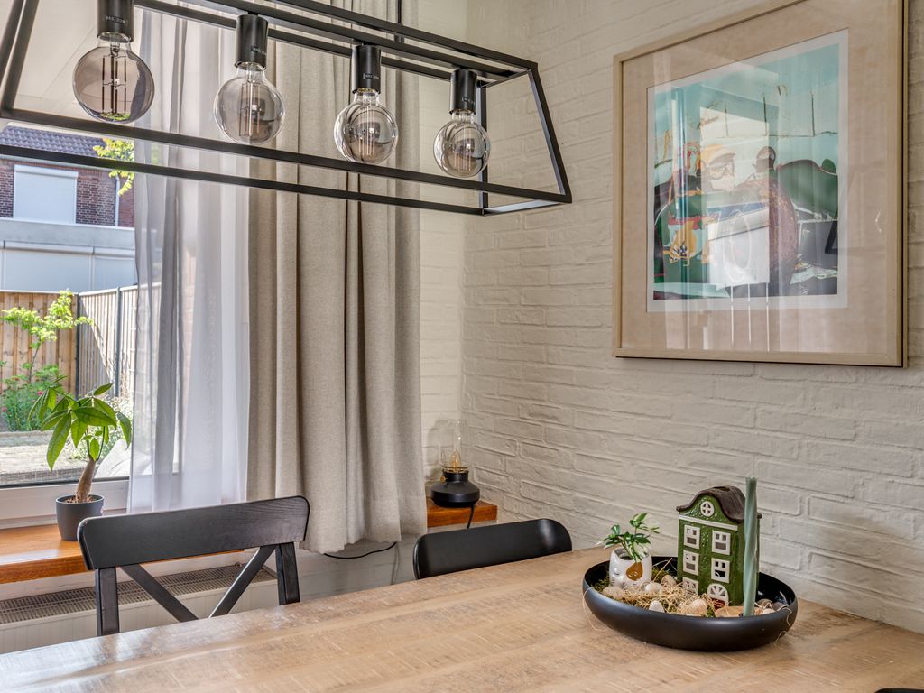 Merelstraat 9, TEGELEN