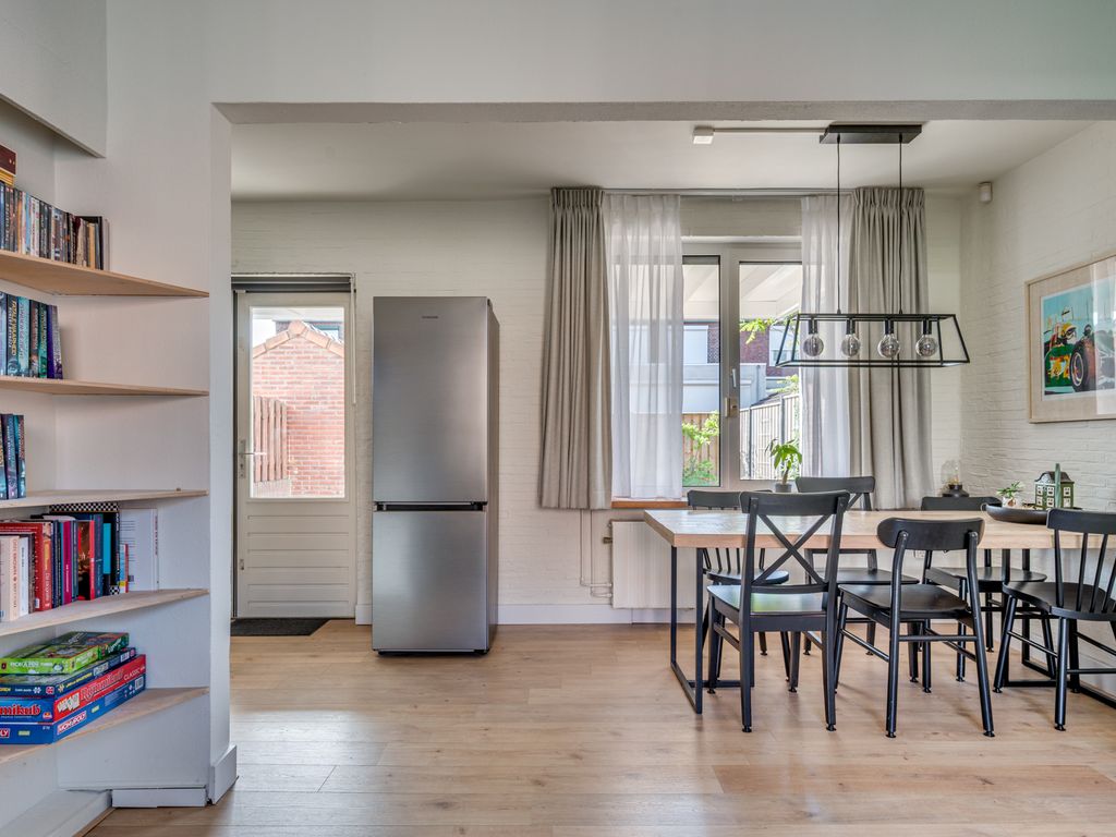 Merelstraat 9, TEGELEN
