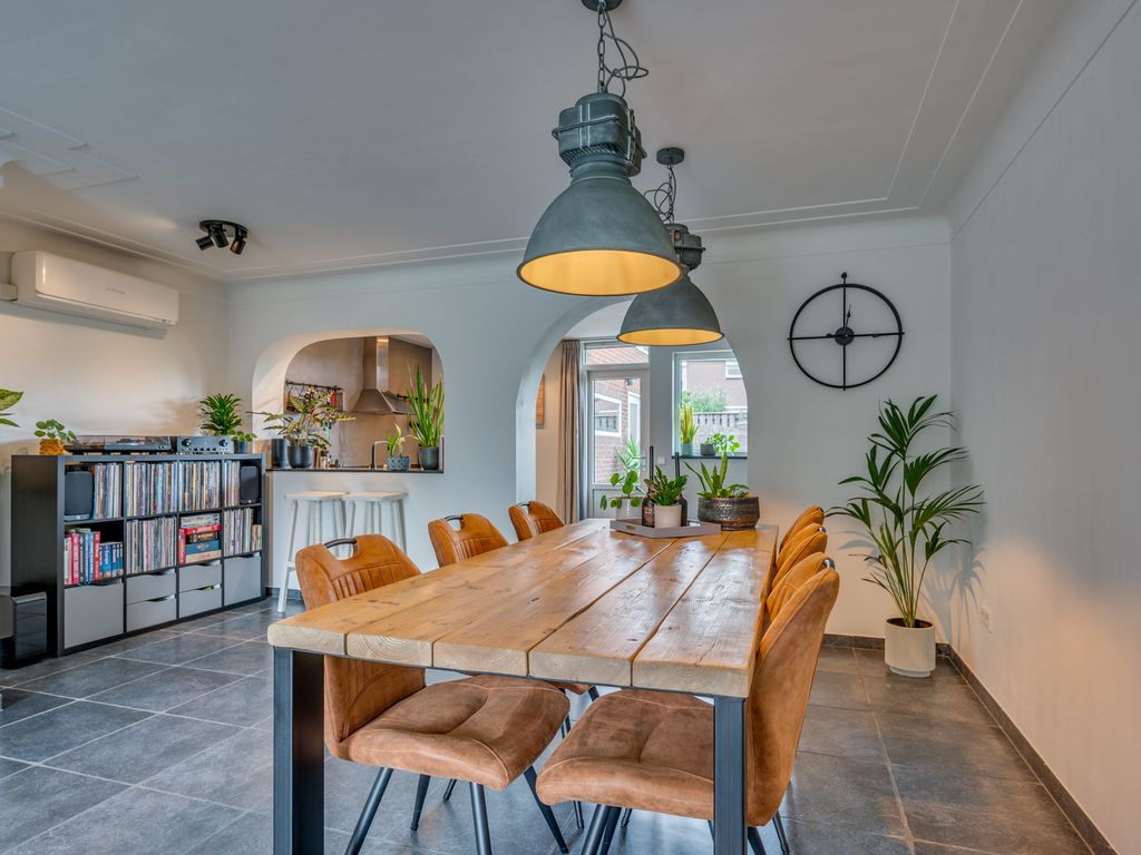 Lepelaarstraat 17, VELDEN