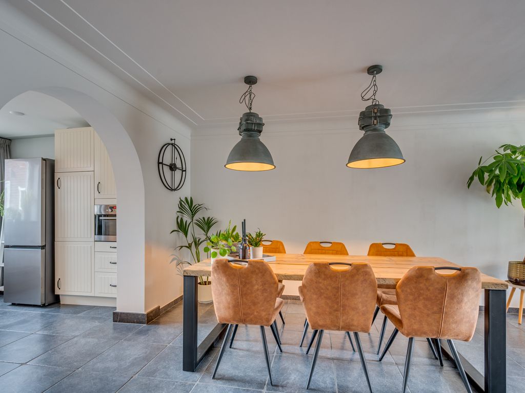 Lepelaarstraat 17, VELDEN