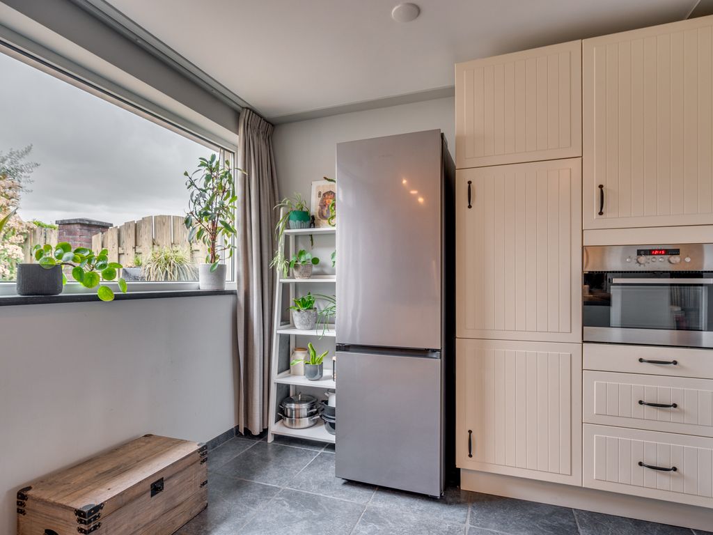 Lepelaarstraat 17, VELDEN