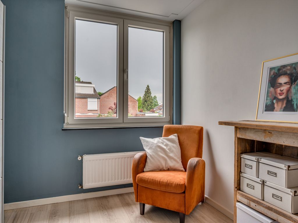 Lepelaarstraat 17, VELDEN