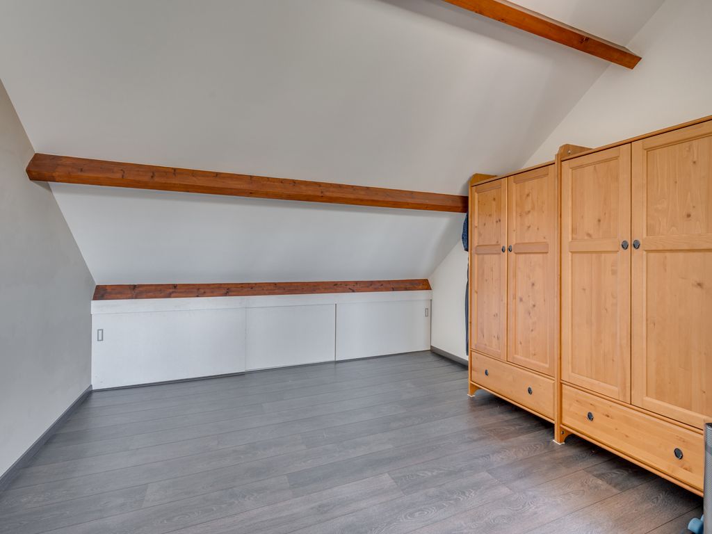 Hendrik van Veldekestraat 2, VENLO