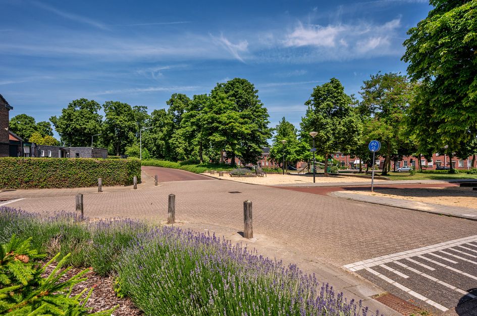 Hendrik van Veldekestraat 2