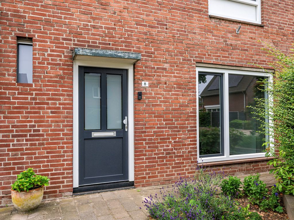 Van Stepraethstraat 8, SEVENUM