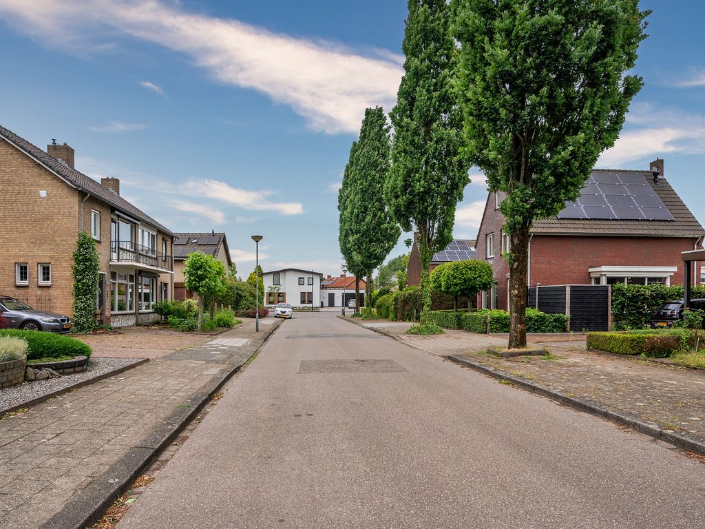Van Stepraethstraat 8, SEVENUM