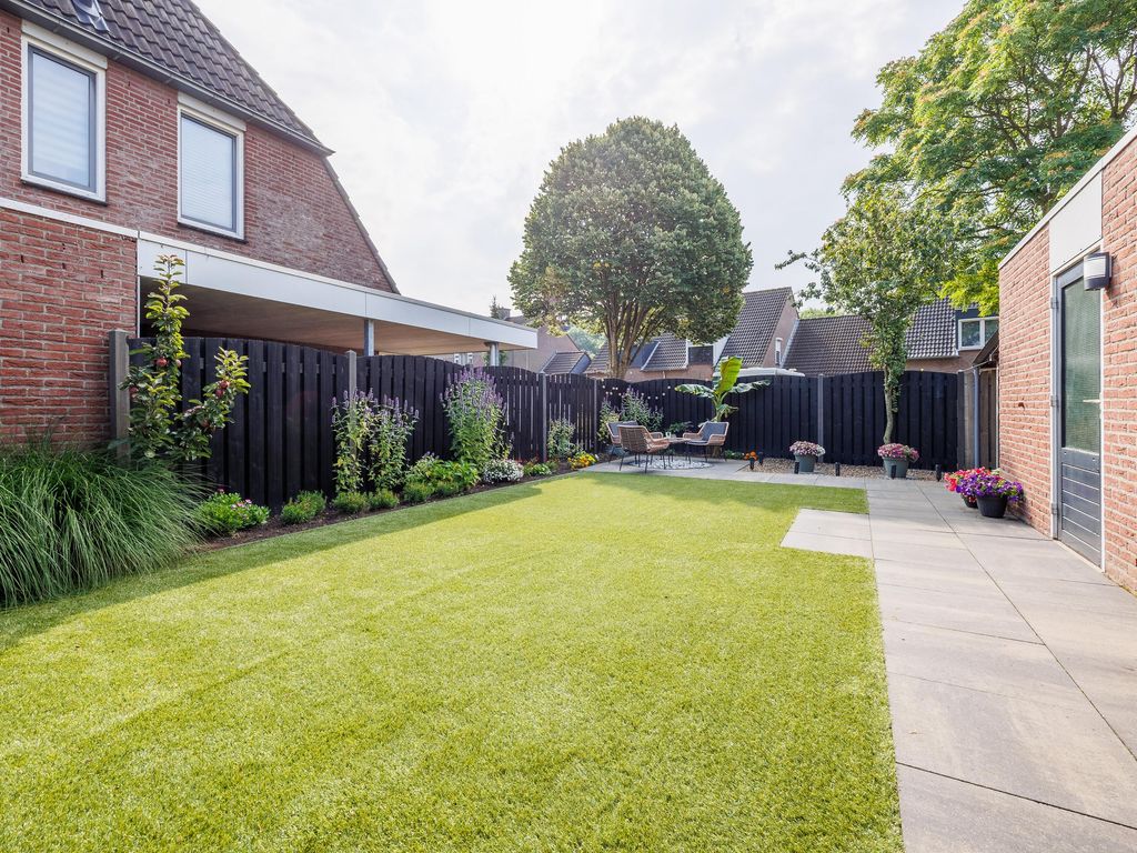 Van Renessestraat 11, SEVENUM