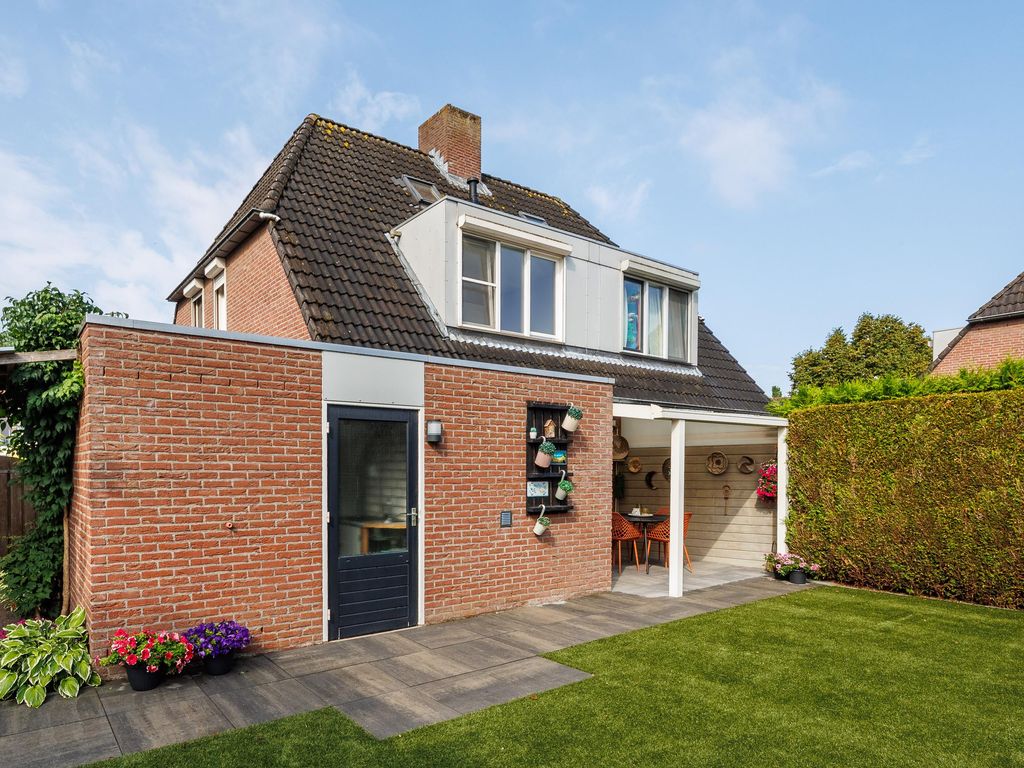 Van Renessestraat 11, SEVENUM