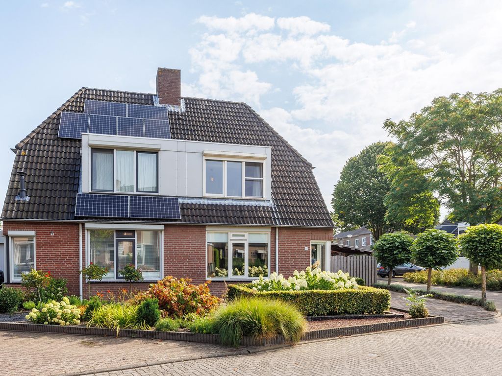 Van Renessestraat 11, SEVENUM