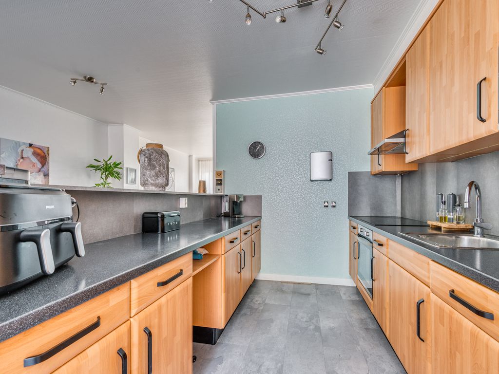 Hertog Alvastraat 42, VENLO