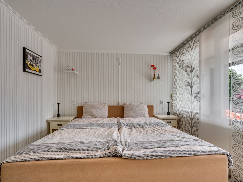 Hertog Alvastraat 42, VENLO