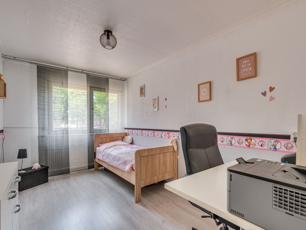 Hertog Alvastraat 42, VENLO
