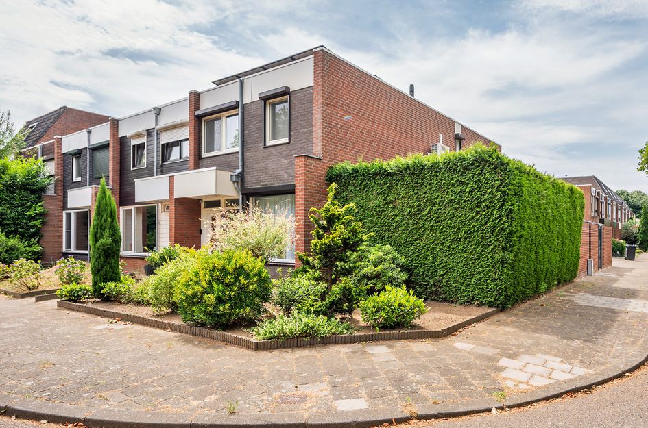 Hertog Alvastraat 42