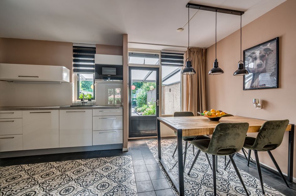 Kapelaan Nausstraat 25