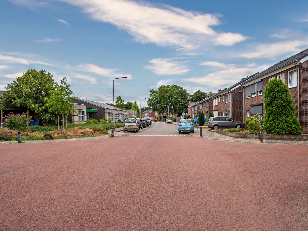 Sint Jozefweg 49, REUVER
