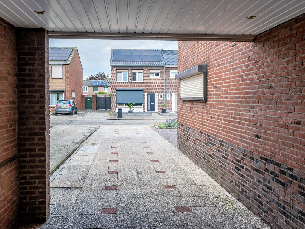 Sint Jozefweg 59, REUVER