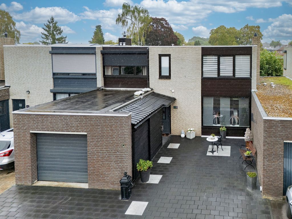 E Dorsstraat 28, GRUBBENVORST
