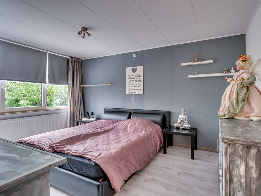 E Dorsstraat 28, GRUBBENVORST