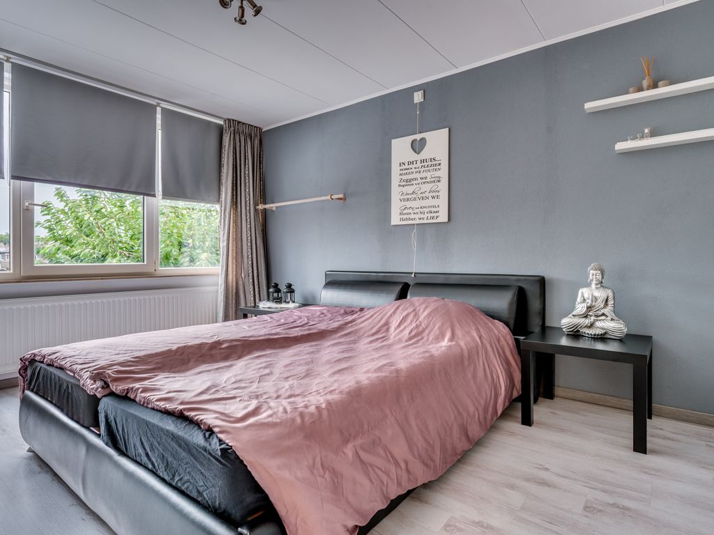 E Dorsstraat 28, GRUBBENVORST