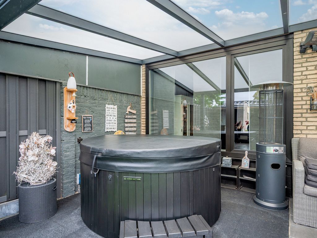 E Dorsstraat 28, GRUBBENVORST