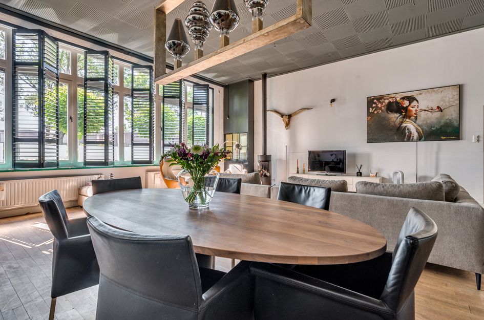 Veestraat 1
