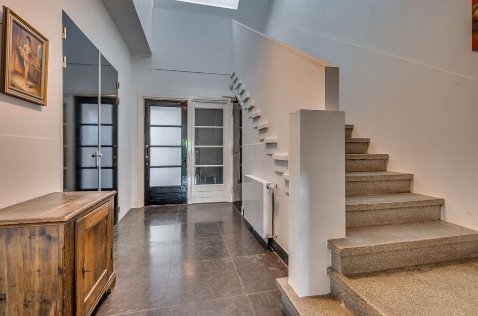 Veestraat 1