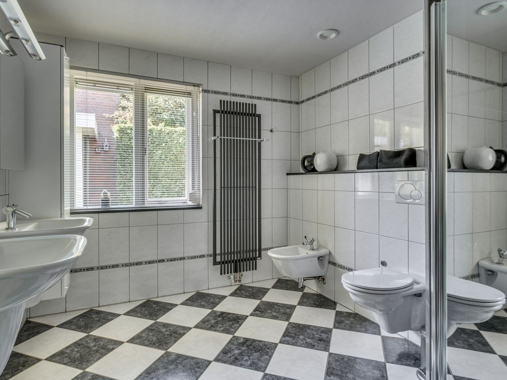 Tacituslaan 1, VENLO