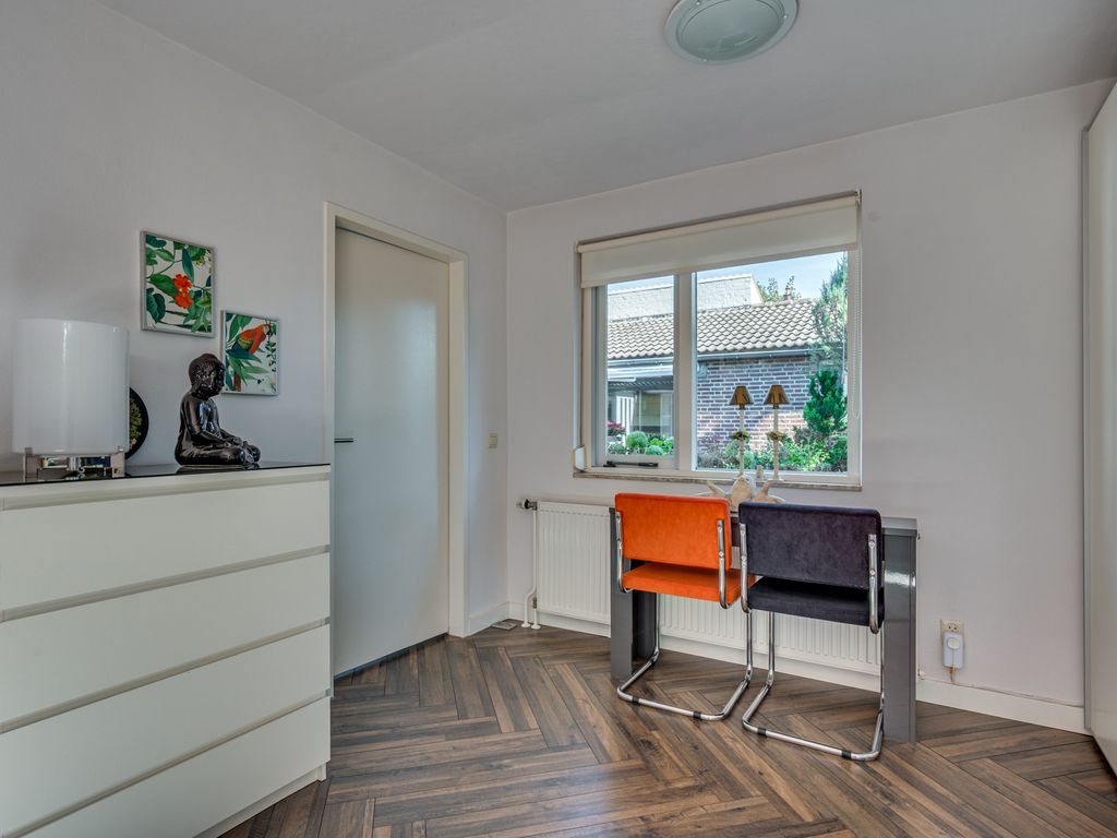 Tacituslaan 1, VENLO