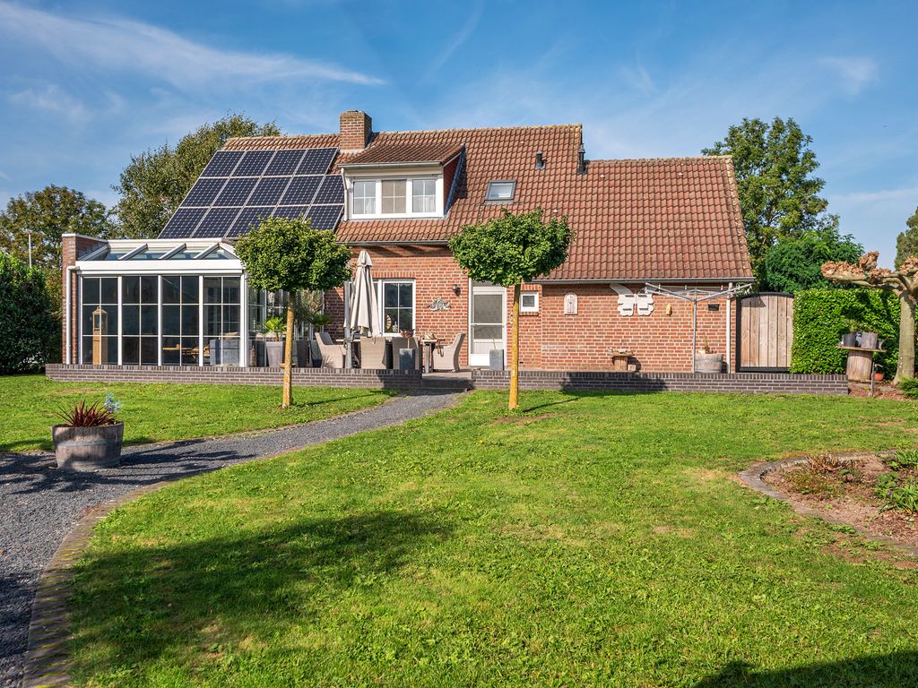 Middenweg 56, VENLO