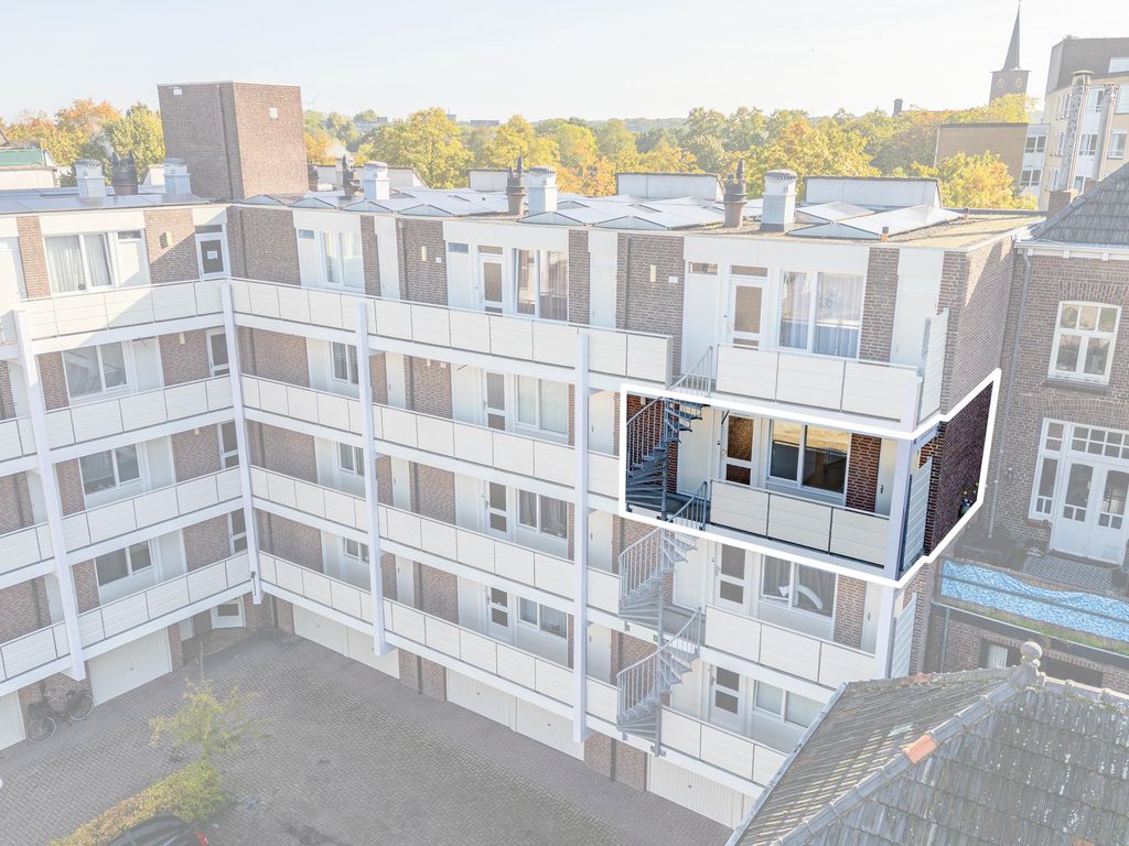 Deken van Oppensingel 117, VENLO