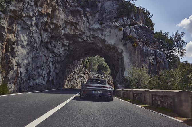 Understatement op wielen: de nieuwe Porsche 911 GT3 Touring