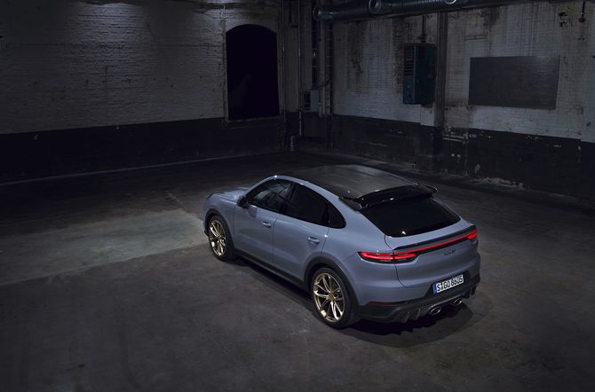 Nieuwe topsporter van Porsche: de Cayenne Turbo GT