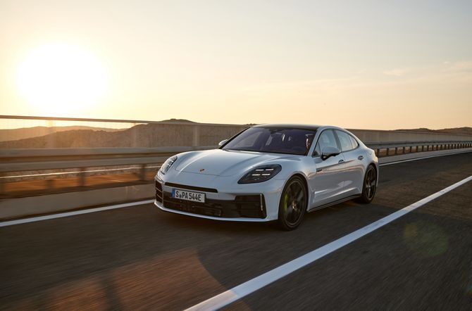 Twee nieuwe hybridevarianten van de Porsche Panamera.