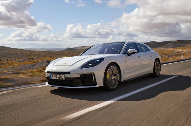 Twee nieuwe hybridevarianten van de Porsche Panamera.