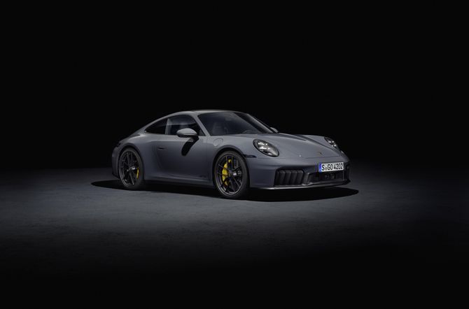 911 Carrera T-Hybrid 28 Mei